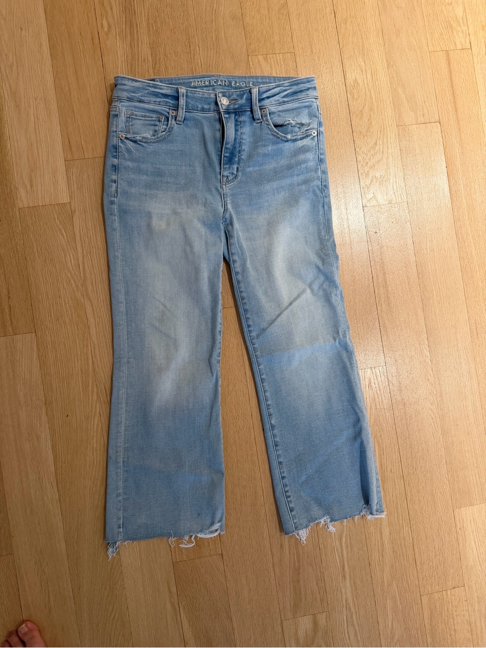 American Eagle Outfitters Light Kick Boot Crop Jean
